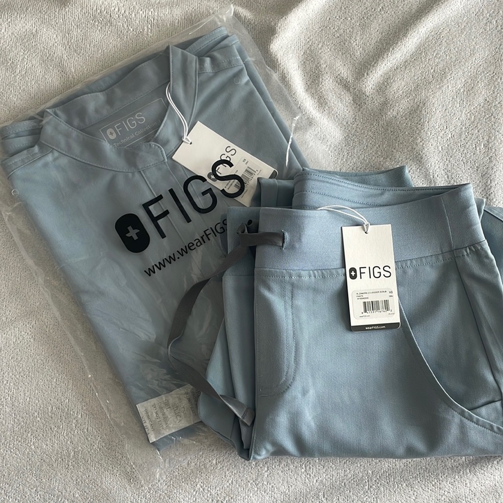 NWT XS Figs Zamora Joggers Dusty Blue